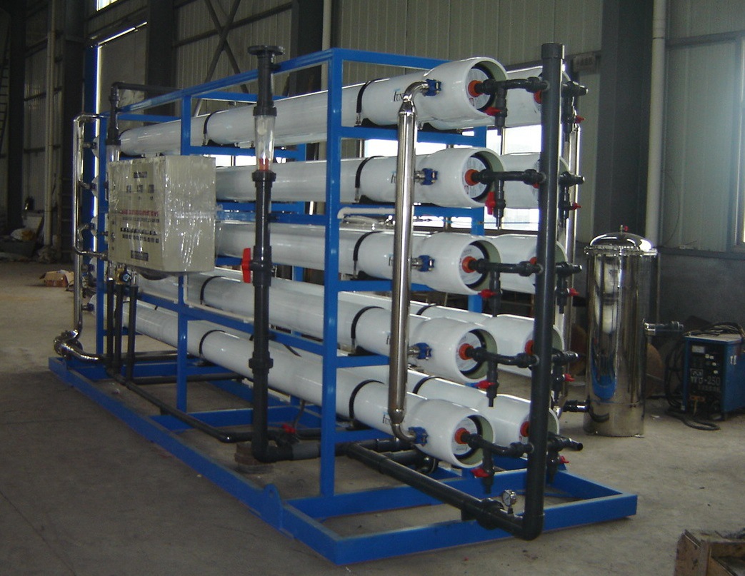 桶裝礦泉水處理設備，貴州礦泉水處理裝置廠家